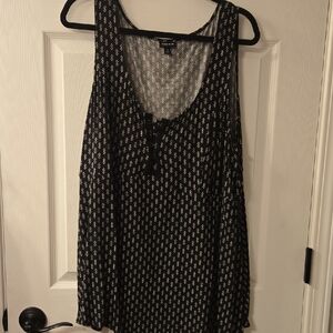 torrid Black Sleeveless Printed Tank Top
